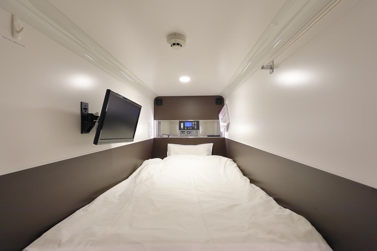 Capsule Hotel Astil Dotonbori Ōsaka Eksteriør bilde